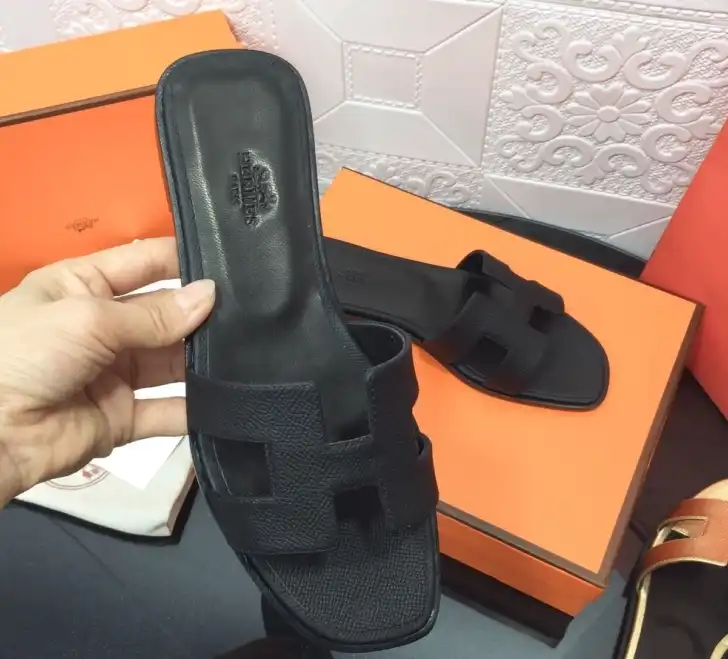 hype Hermes Slippers