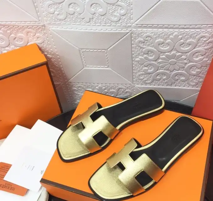 hype Hermes Slippers