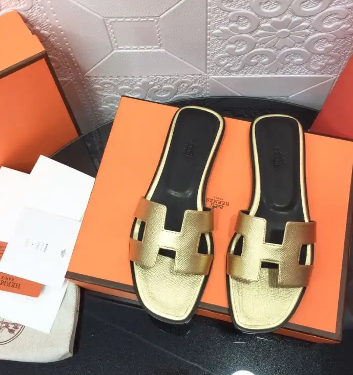 hype Hermes Slippers