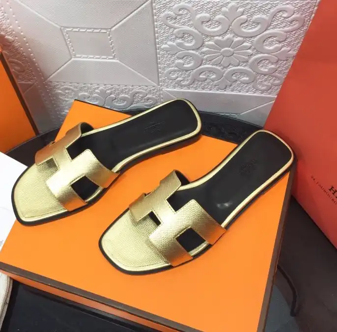 hype Hermes Slippers