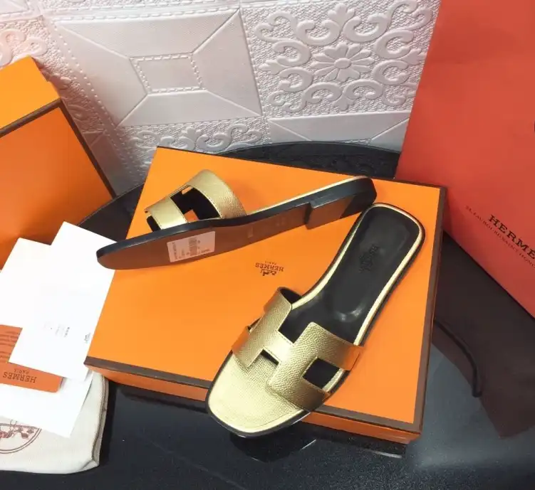 hype Hermes Slippers