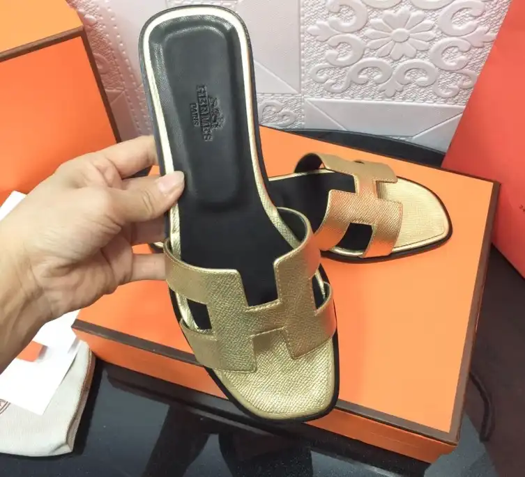 hype Hermes Slippers