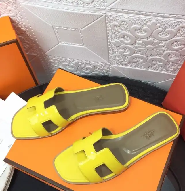 hype Hermes Slippers