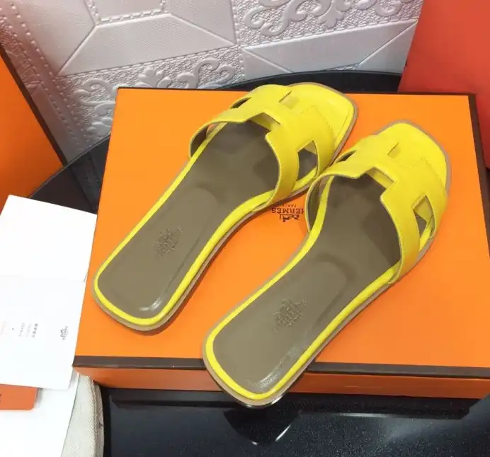 hype Hermes Slippers