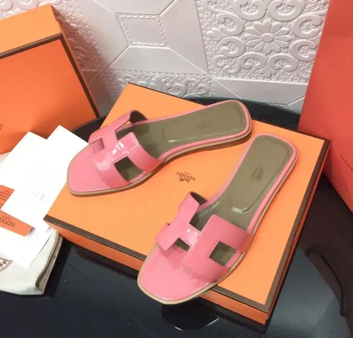 hype Hermes Slippers