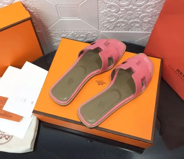 hype Hermes Slippers