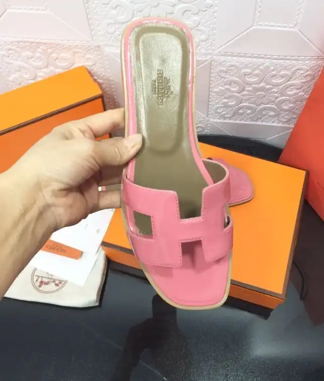 hype Hermes Slippers