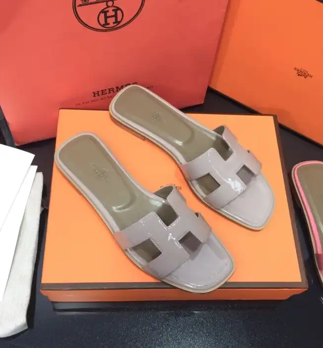 hype Hermes Slippers