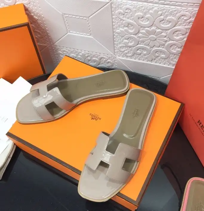 hype Hermes Slippers