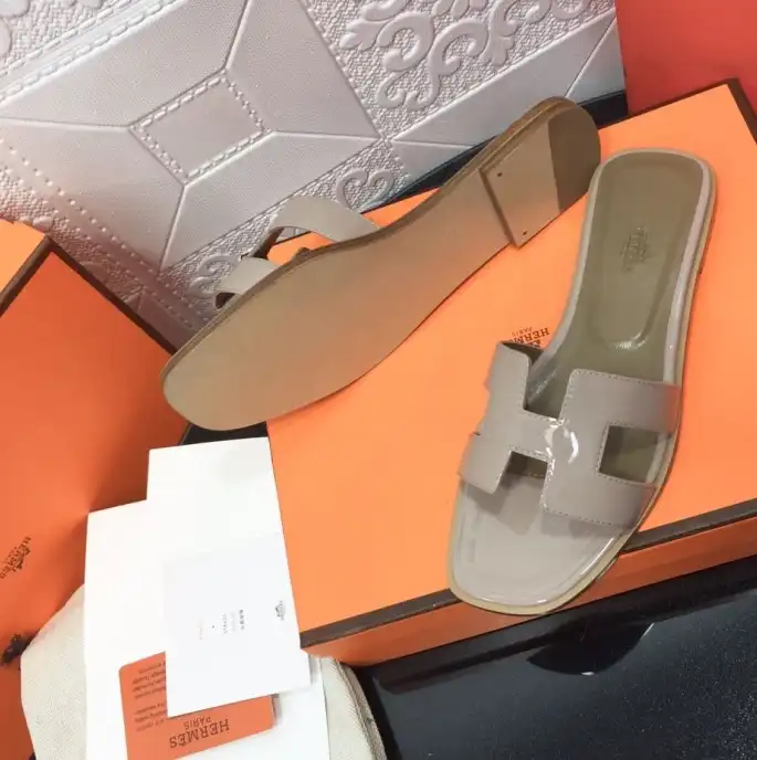 hype Hermes Slippers