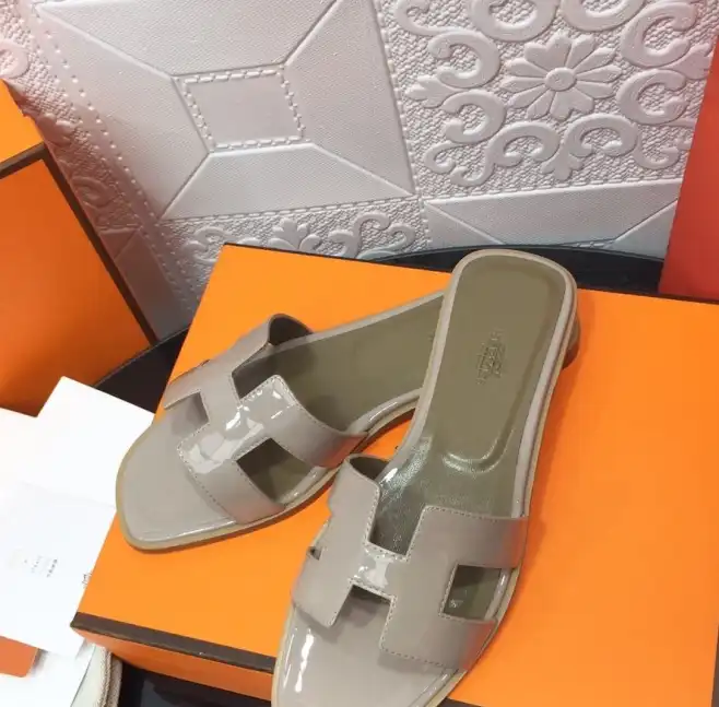 hype Hermes Slippers