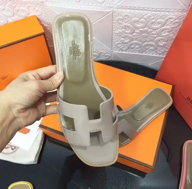 hype Hermes Slippers