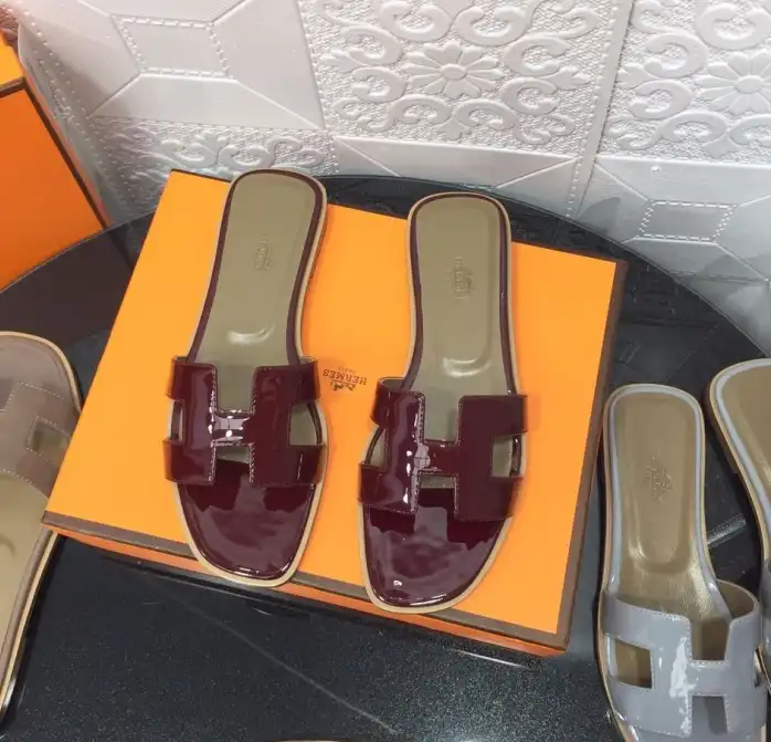 hype Hermes Slippers