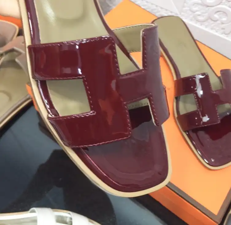 hype Hermes Slippers