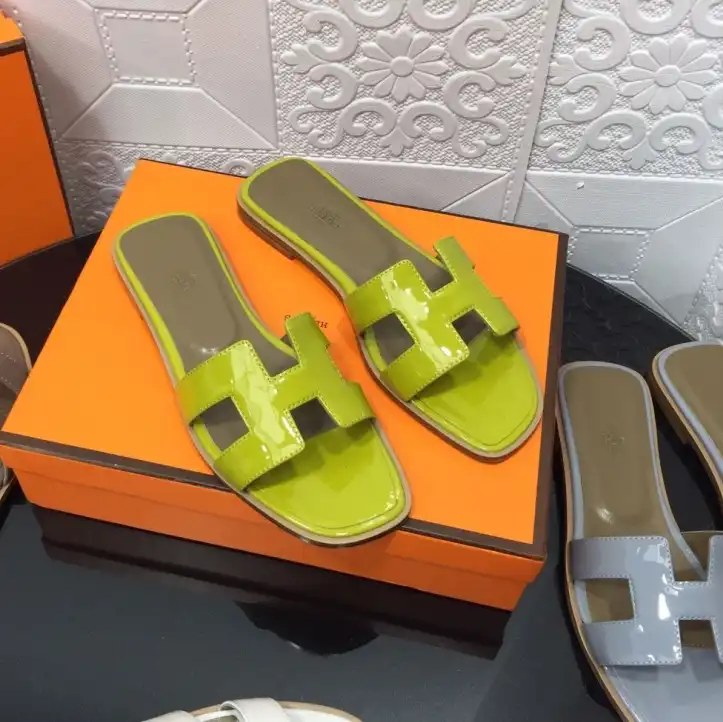 hype Hermes Slippers