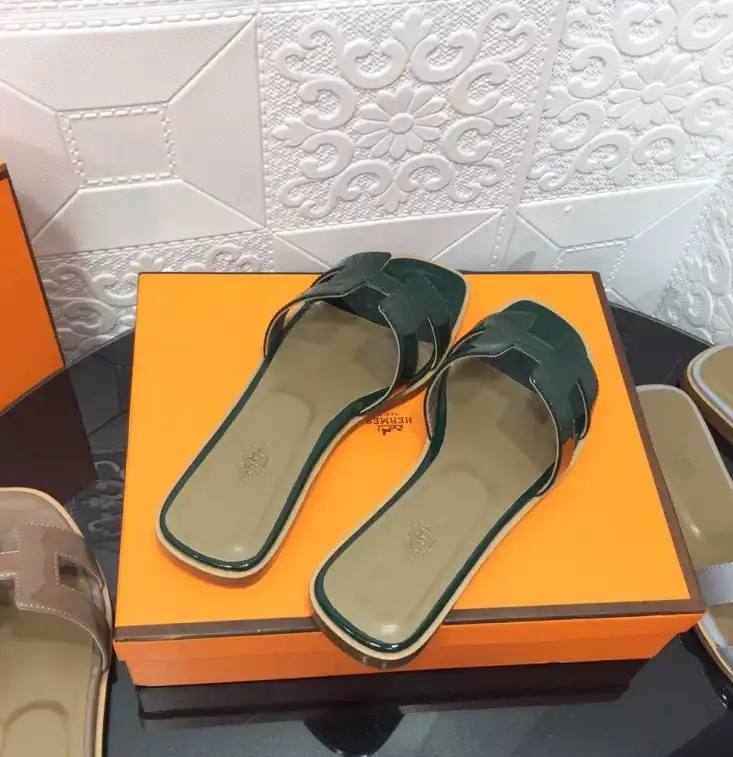 hype Hermes Slippers