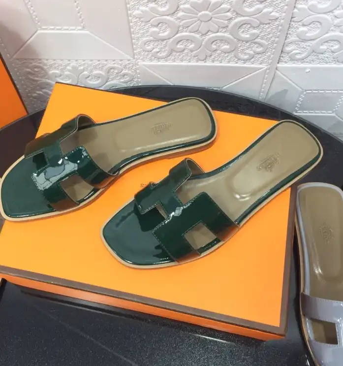 hype Hermes Slippers