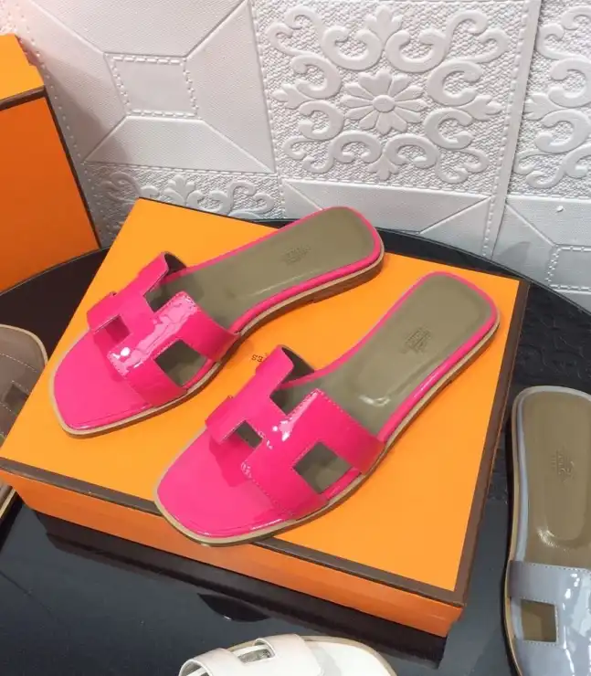 hype Hermes Slippers