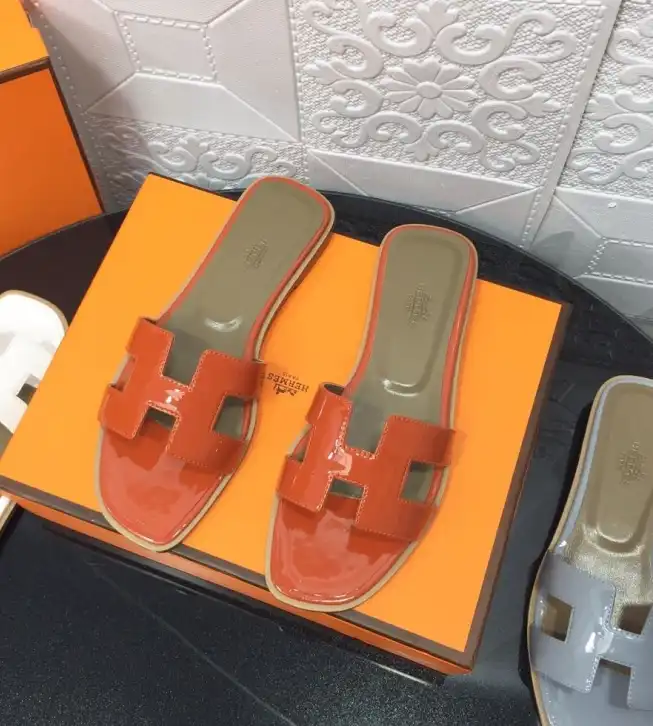 hype Hermes Slippers