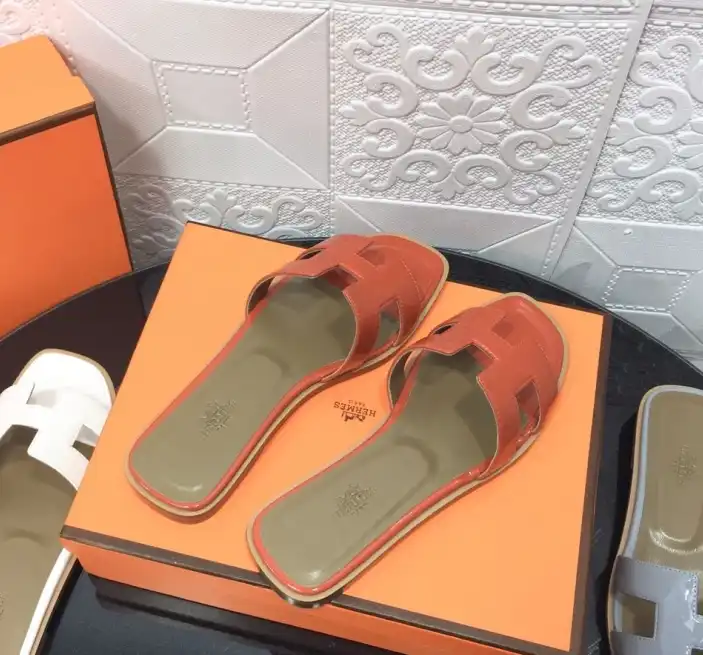 hype Hermes Slippers