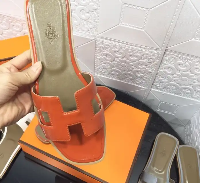 hype Hermes Slippers