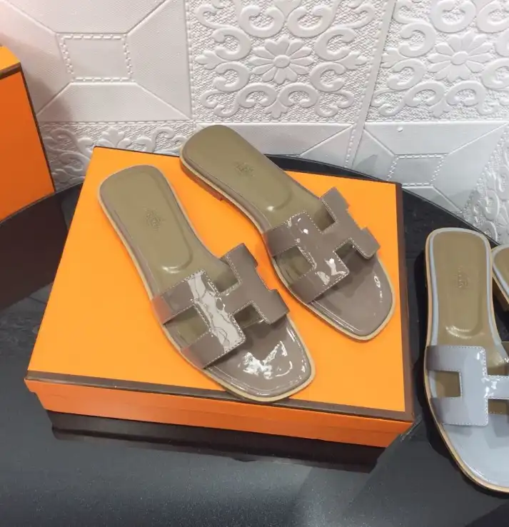 hype Hermes Slippers