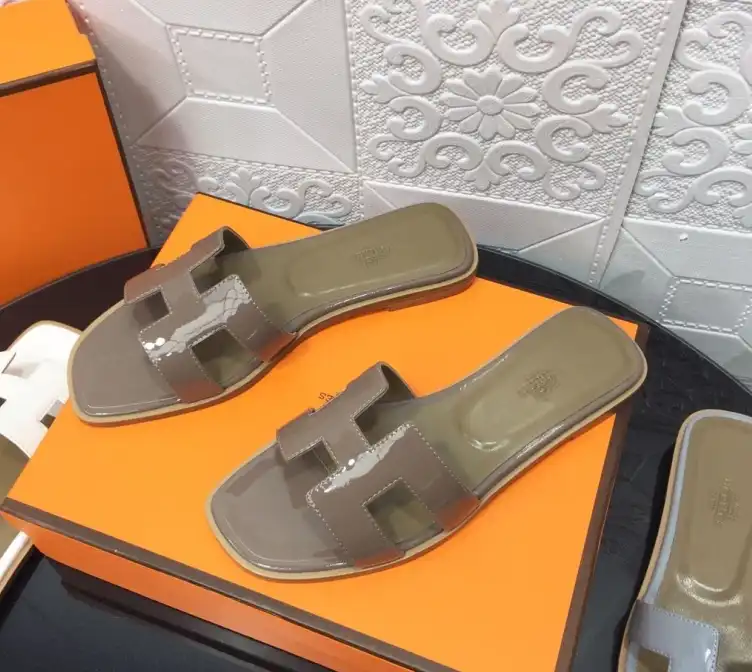 hype Hermes Slippers