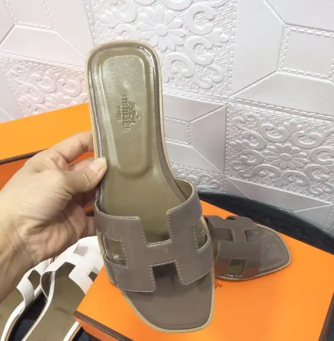 hype Hermes Slippers