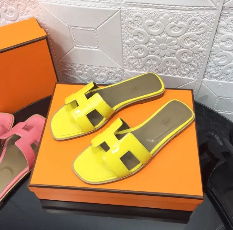 hype Hermes Slippers