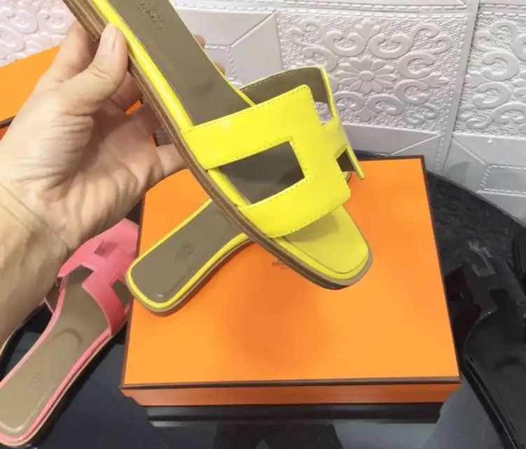 hype Hermes Slippers