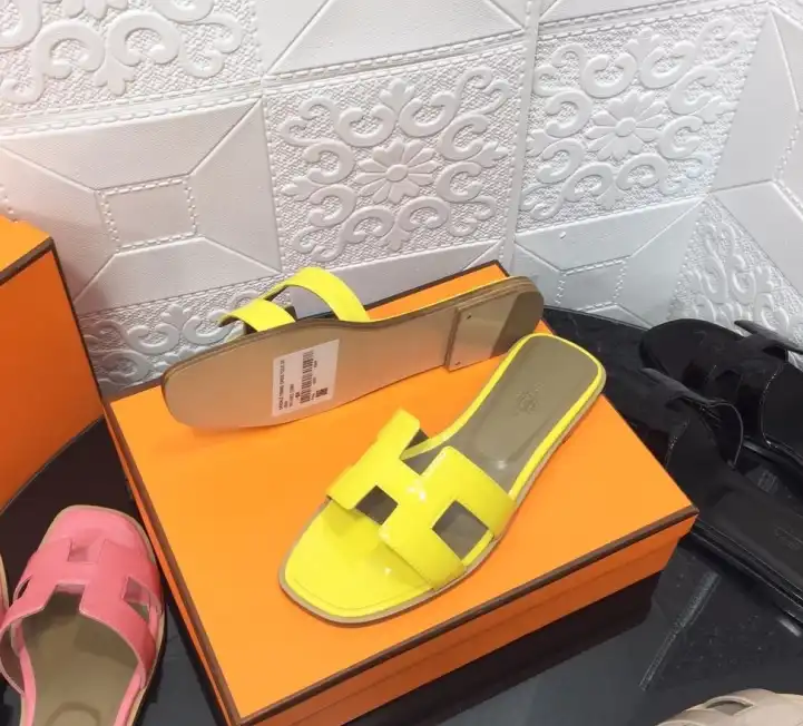 hype Hermes Slippers