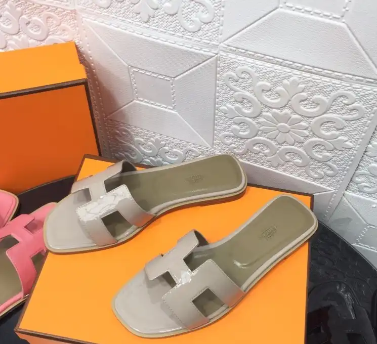 hype Hermes Slippers