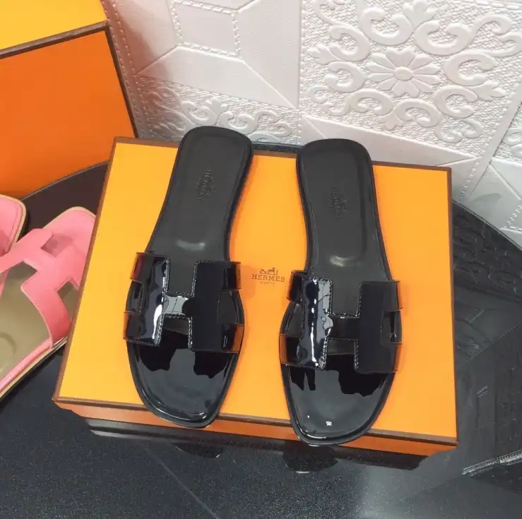 hype Hermes Slippers