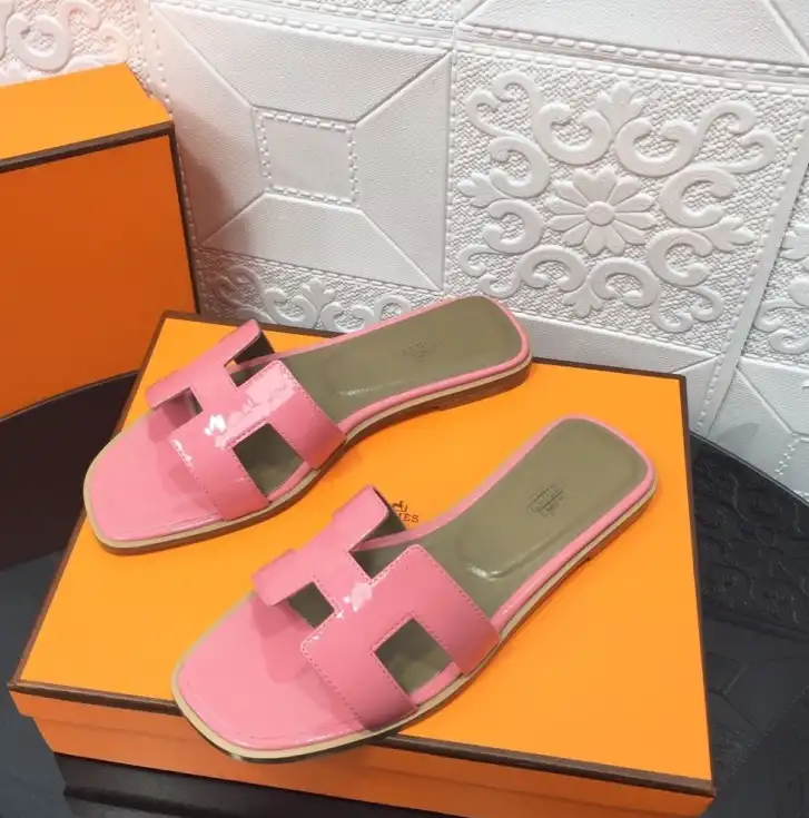 hype Hermes Slippers