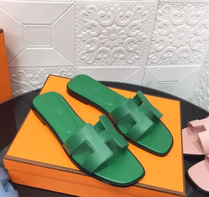 hype Hermes Slippers