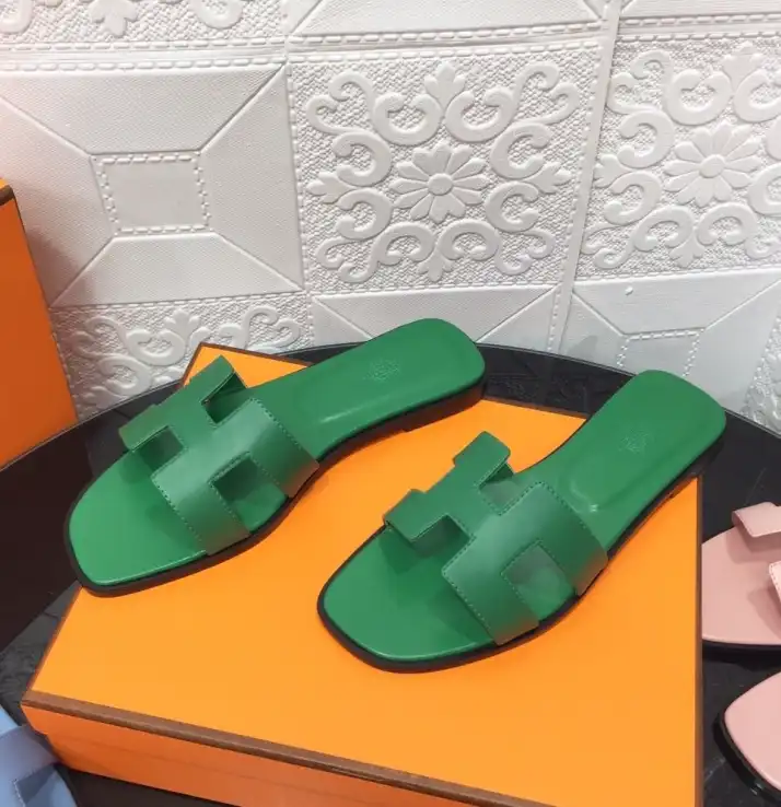 hype Hermes Slippers