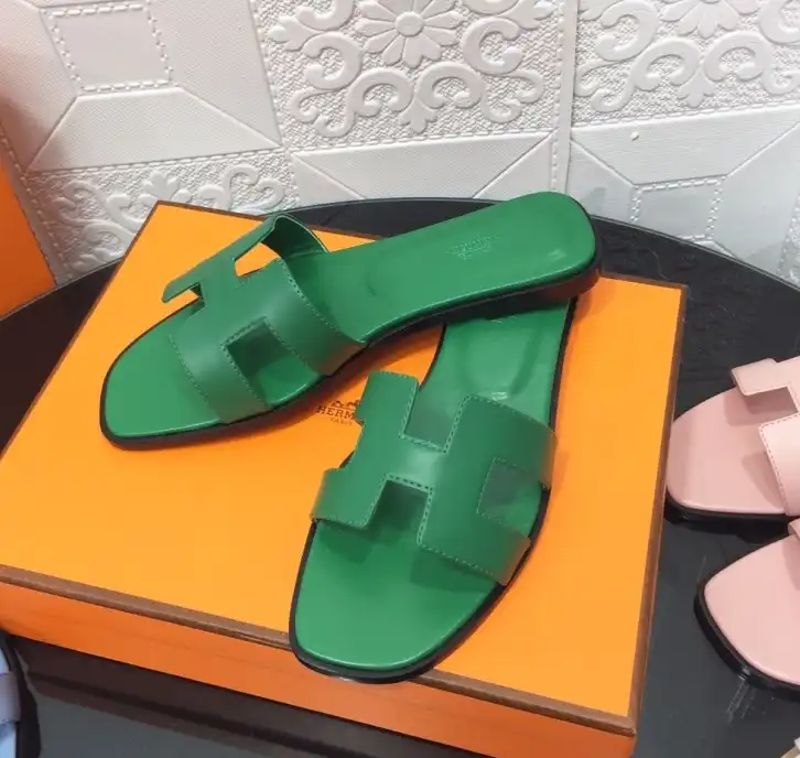 hype Hermes Slippers