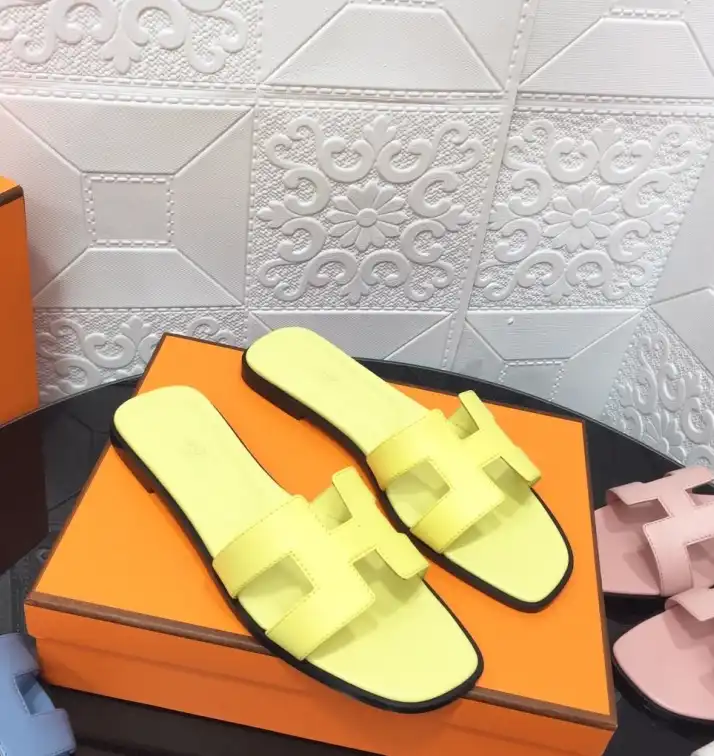 hype Hermes Slippers