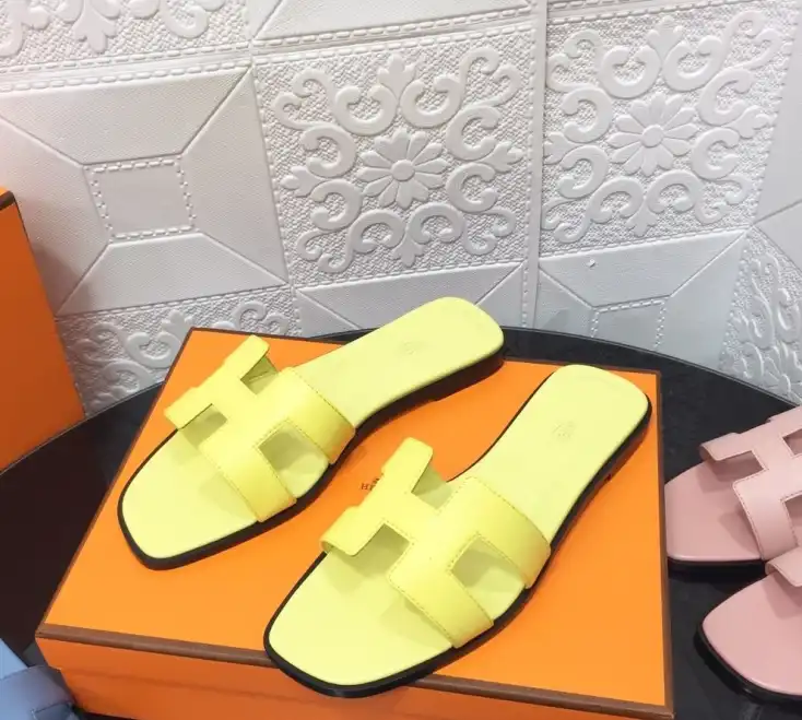 hype Hermes Slippers