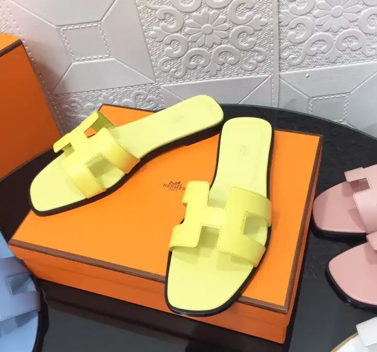 hype Hermes Slippers