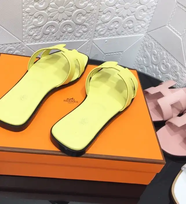 hype Hermes Slippers