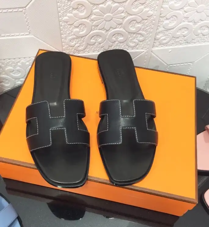 hype Hermes Slippers