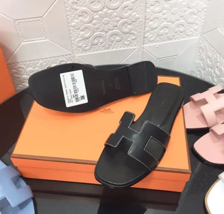 hype Hermes Slippers