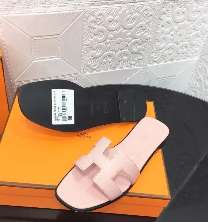 hype Hermes Slippers