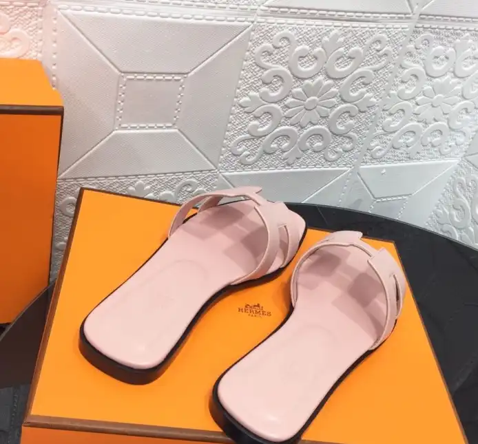 hype Hermes Slippers