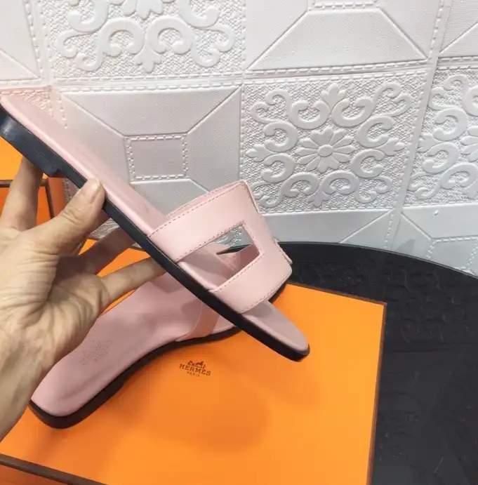 hype Hermes Slippers