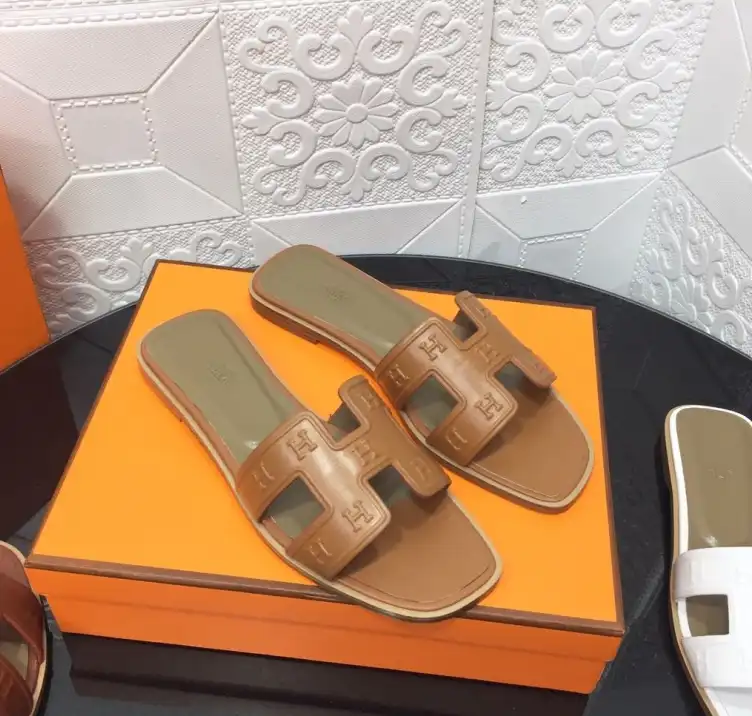 hype Hermes Slippers