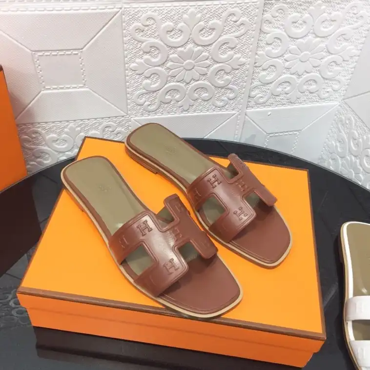 hype Hermes Slippers