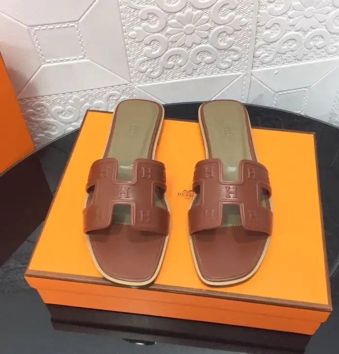 hype Hermes Slippers