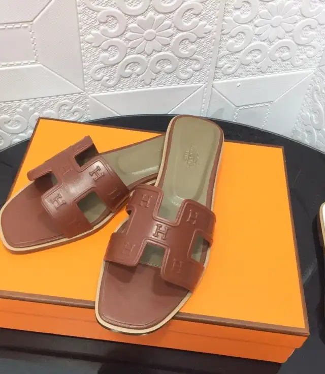 hype Hermes Slippers